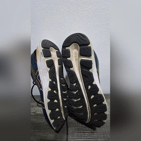 Asics Women's Gel Excite 8 Running Shoe Navy and Gold Size 10 - Picture 2 of 7